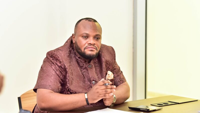 POLITIQUE | Kinshasa : Daniel Bumba sollicite l’appui du gouvernement central pour concrétiser les projets du programme “Kinshasa Ezo Bonga”