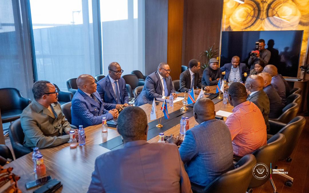 FINANCE | Doudou Fwamba promet le déblocage des fonds pour relancer les travaux de modernisation à Uvira